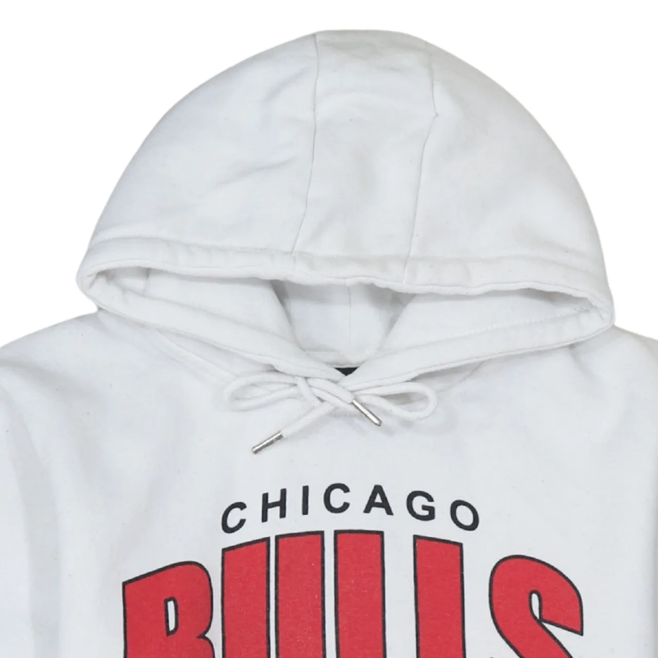 NBA White Hoodie Women’s Small Chicago Bulls Lavine 8 Printed Logo Front Pocket Sweatshirt sold by Vintage Club product image thumbnail 3