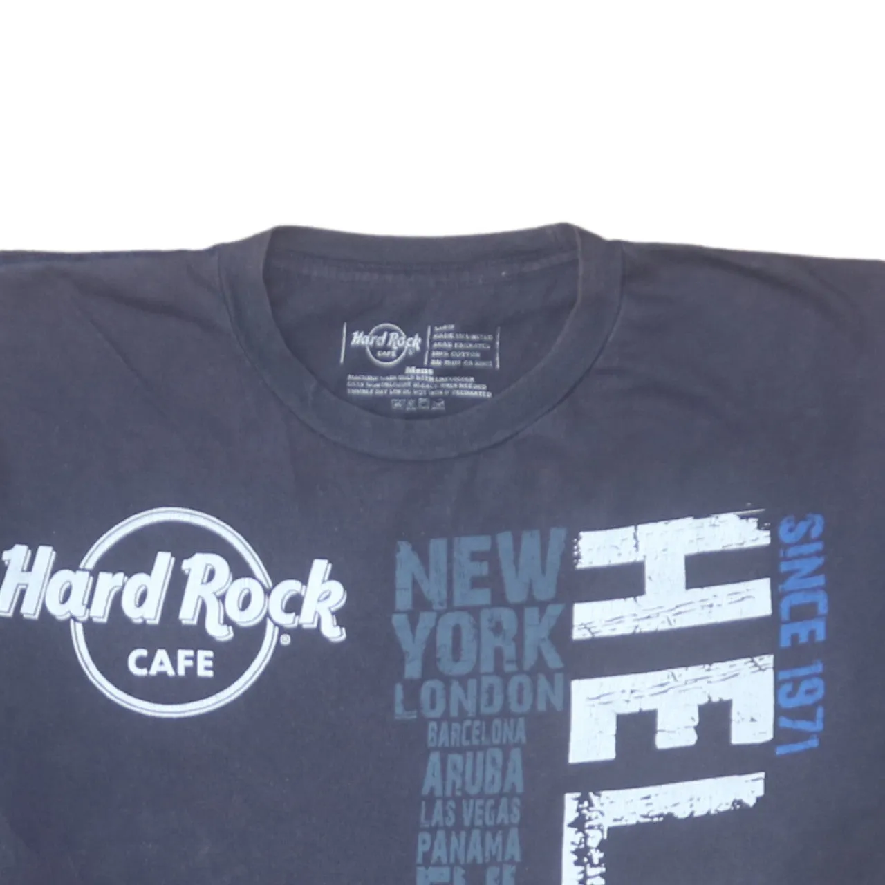 Hard Rock Cafe Navy Blue T Shirt Men’s Large Printed Helsinki Graphic Casual Top Tee sold by Vintage Club product image thumbnail 3