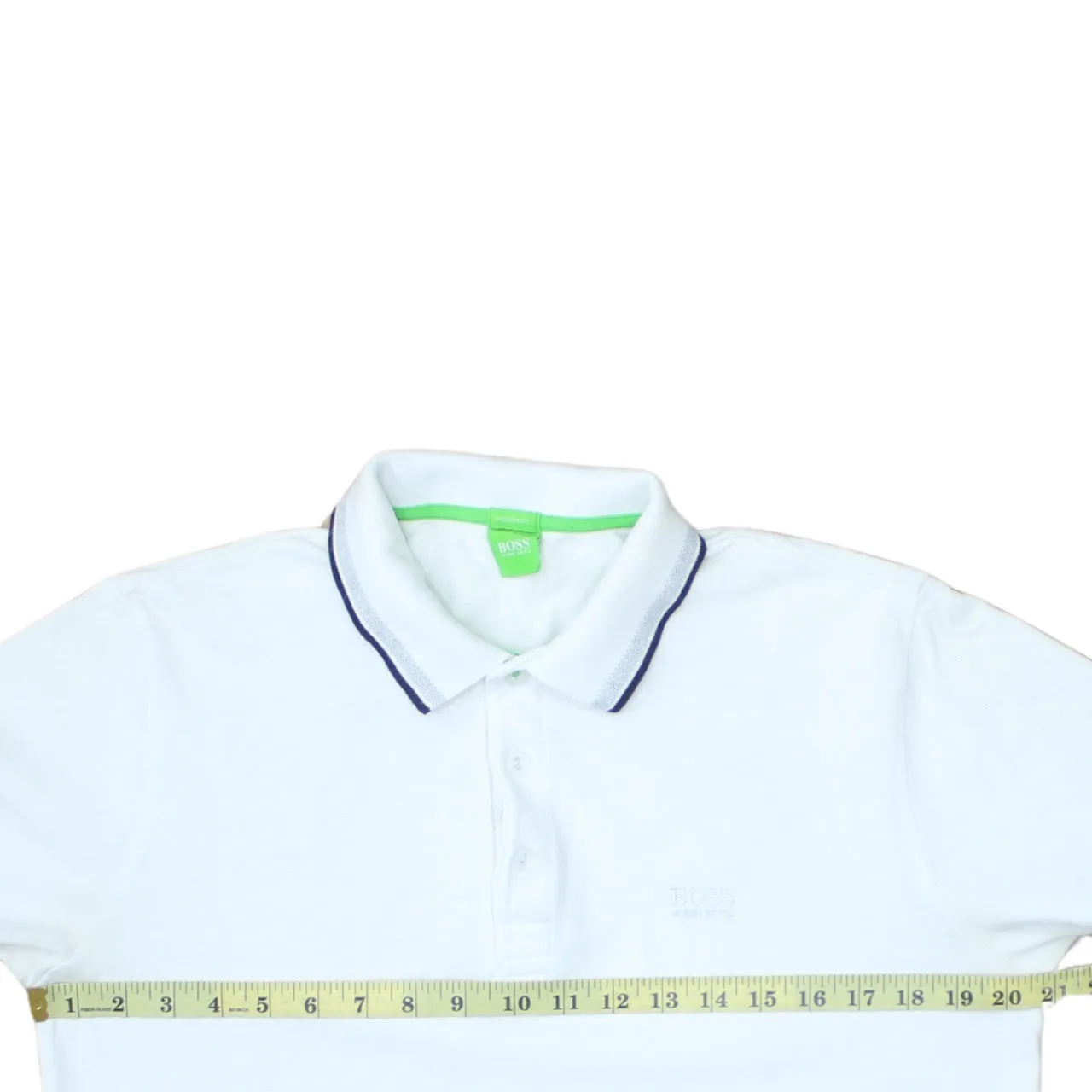 HUGO BOSS 90's Short Sleeves Quarter Button Polo Shirt Medium White sold by Vintage Club product image thumbnail 5