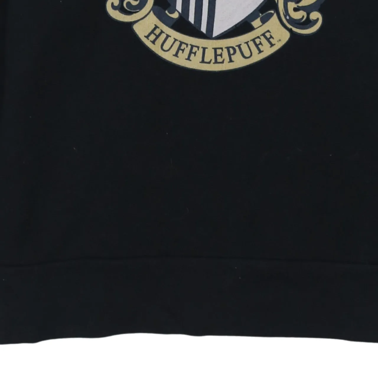 Harry Potter 90's Hufflepuff Crew Neck Sweatshirt Medium Black sold by Vintage Club product image thumbnail 4