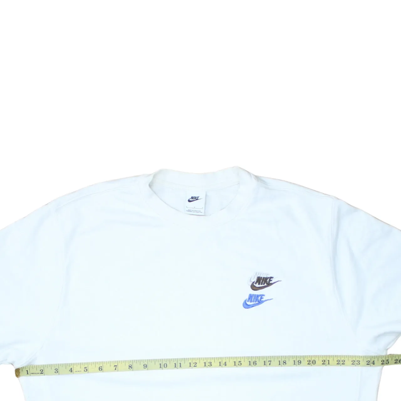 Nike 90's Swoosh Crew Neck Sweatshirt Large White sold by Vintage Club product image thumbnail 5