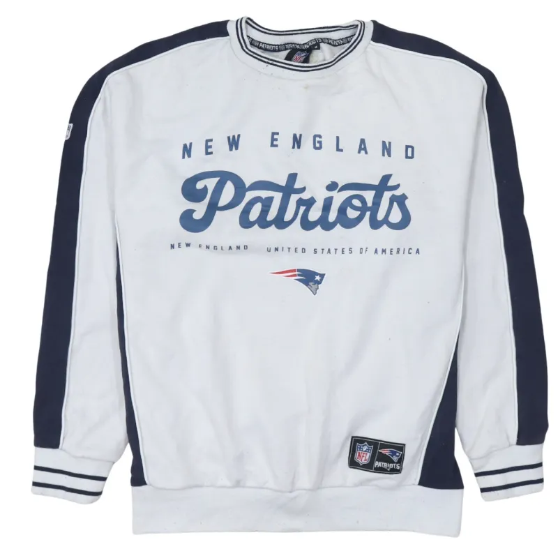 NFL White Navy Sweatshirt Men's Medium New England Patriots Printed Logo Fleece Pullover sold by Vintage Club