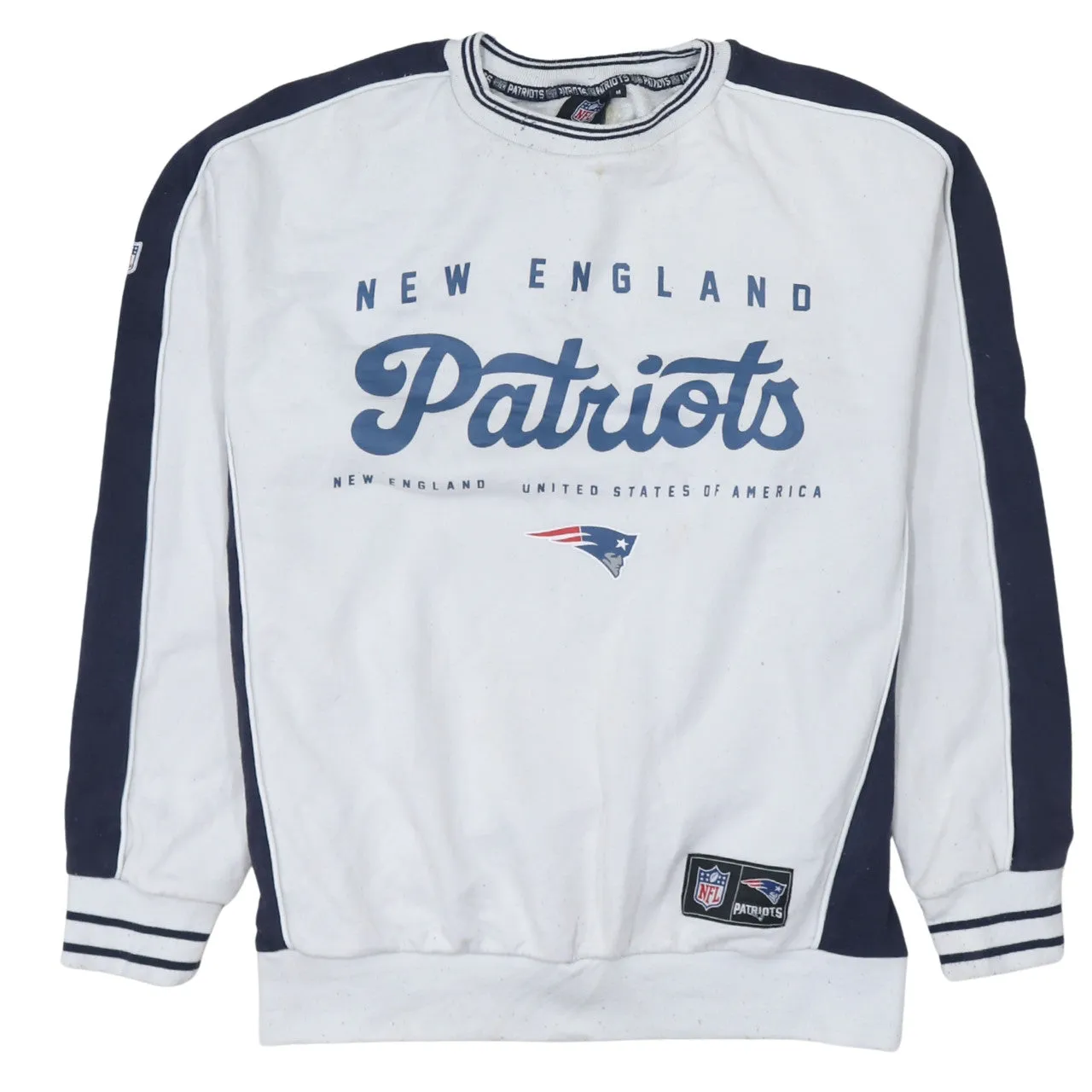 NFL White Navy Sweatshirt Men's Medium New England Patriots Printed Logo Fleece Pullover sold by Vintage Club
