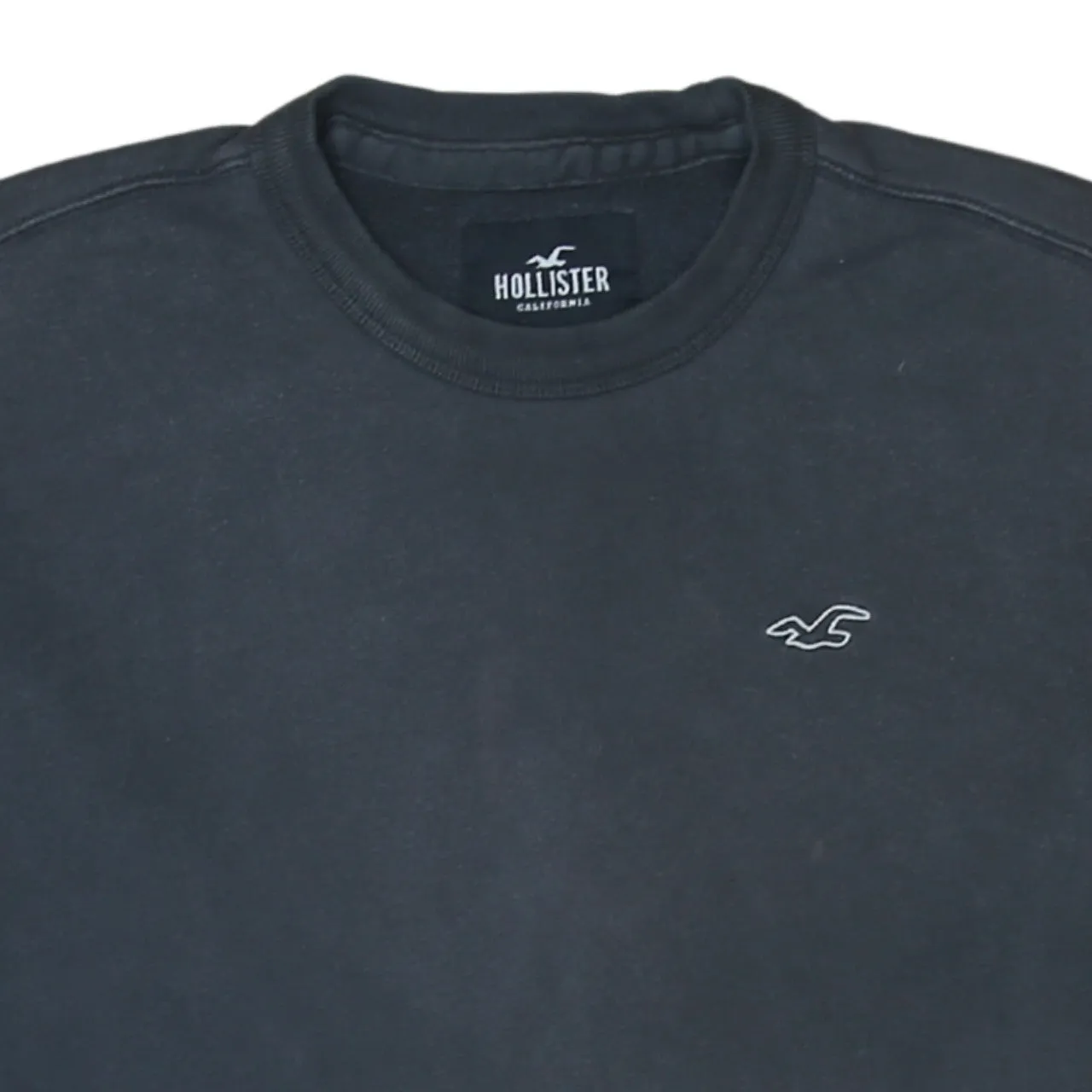 Hollister 90's Lightweight Crew Neck Sweatshirt XSmall Black sold by Vintage Club product image thumbnail 3