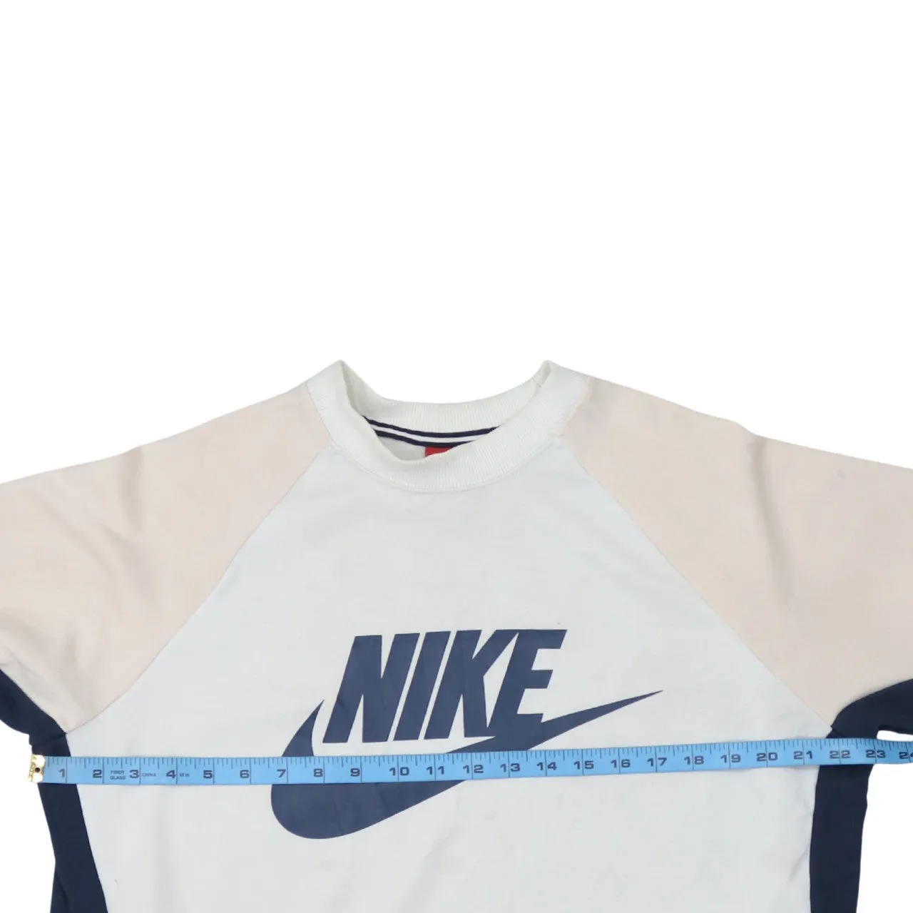 Nike 90's Center Middle Swoosh Crew Neck Sweatshirt Medium White sold by Vintage Club product image thumbnail 5