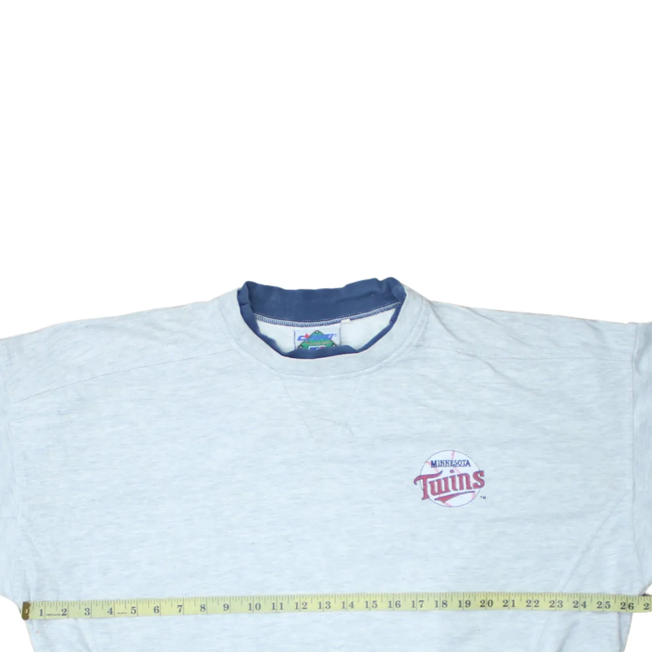 Diamond Collection Grey Sweatshirt Men's XLarge Minnesota Twins Embroidered Logo Baseball Pullover Top sold by Vintage Club product image thumbnail 5