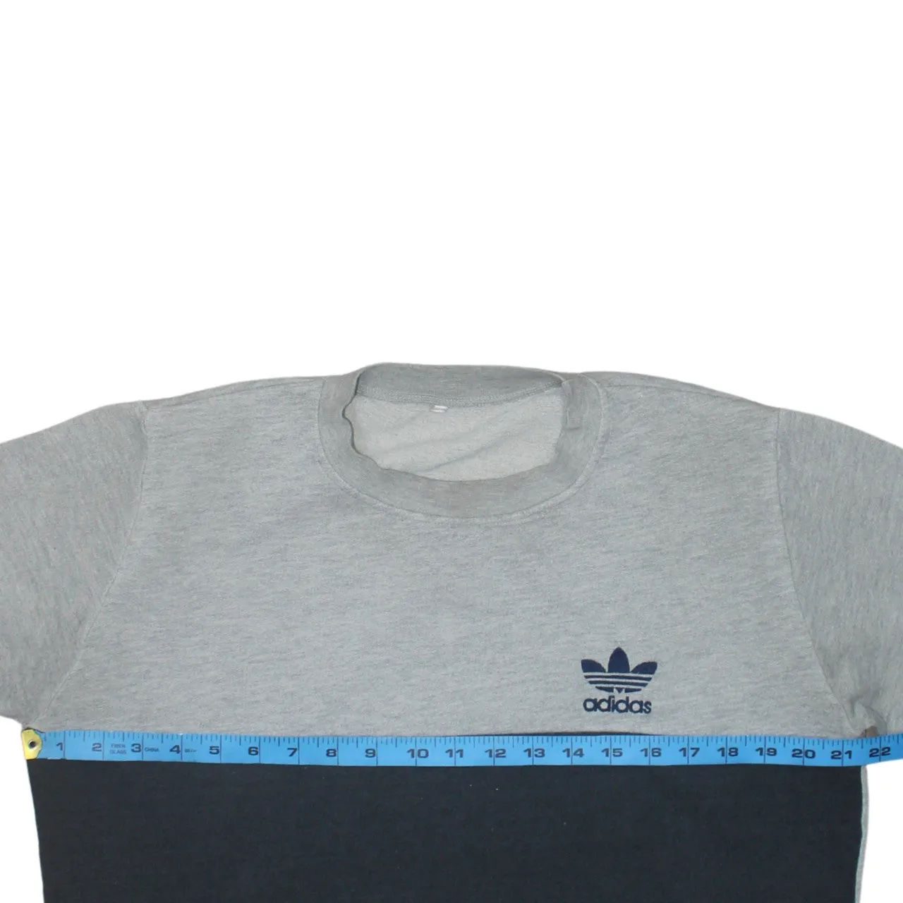 Adidas 90's Lightweight Crew Neck Sweatshirt Medium Black sold by Vintage Club product image thumbnail 5