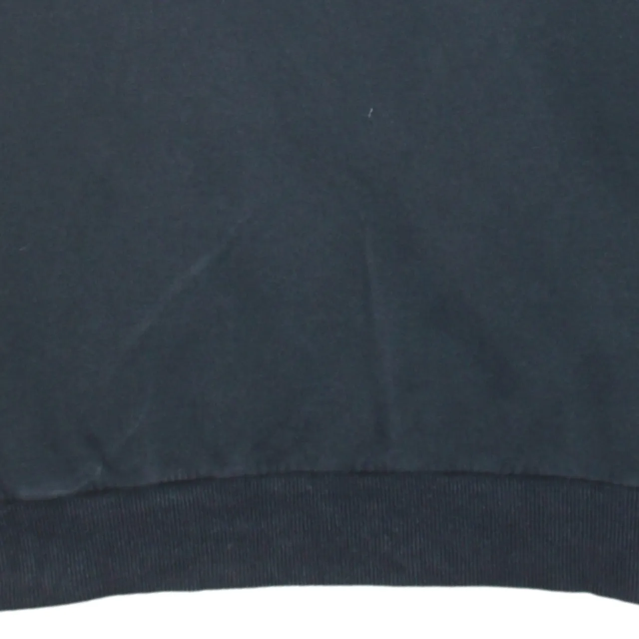 Under Armour 90's Lightweight Crew Neck Sweatshirt Medium Black sold by Vintage Club product image thumbnail 4