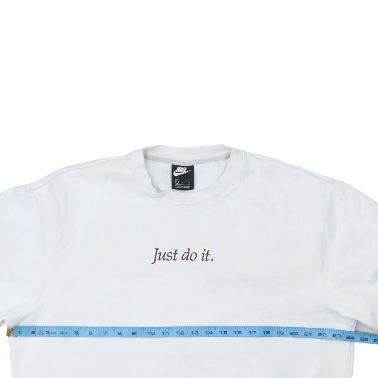 Nike 90's Swoosh Crew Neck Sweatshirt Large White sold by Vintage Club product image thumbnail 5