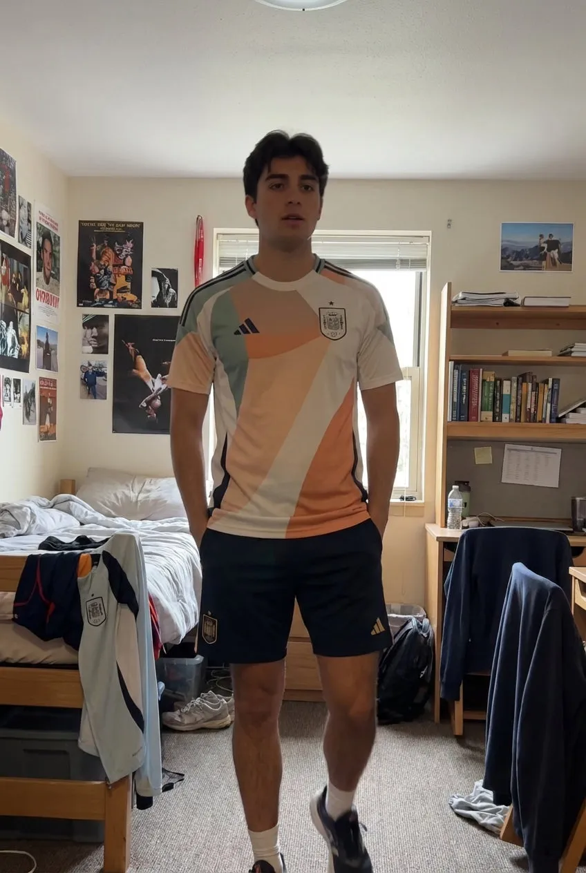 Spain Away Shirt 2024/2025 Football Shirt sold by Vintage Club product image thumbnail 4