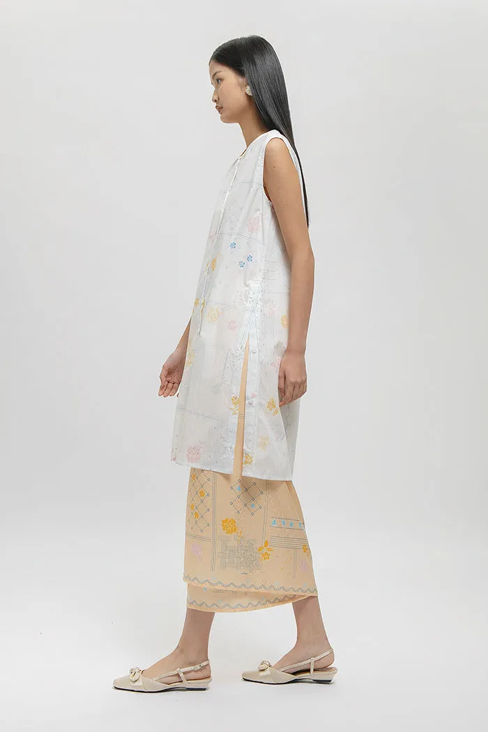 Sasmita Rekah Putih sold by Cotton Ink product image thumbnail 3