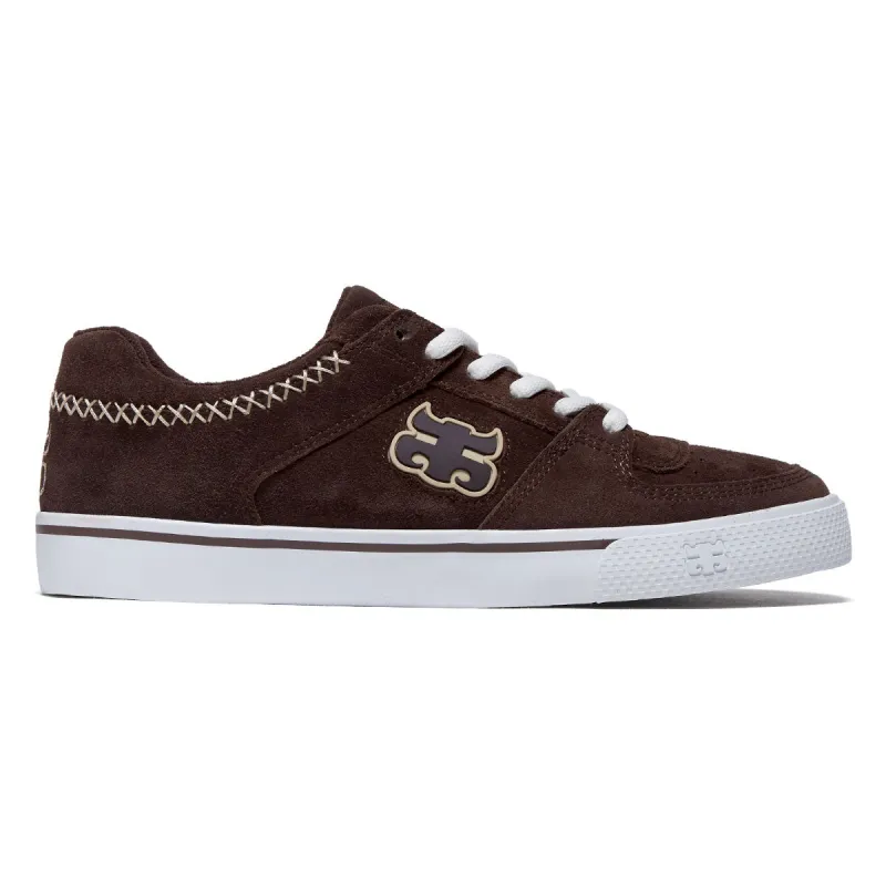 IPath Reed Low Shoes - Brown Suede made by CCS