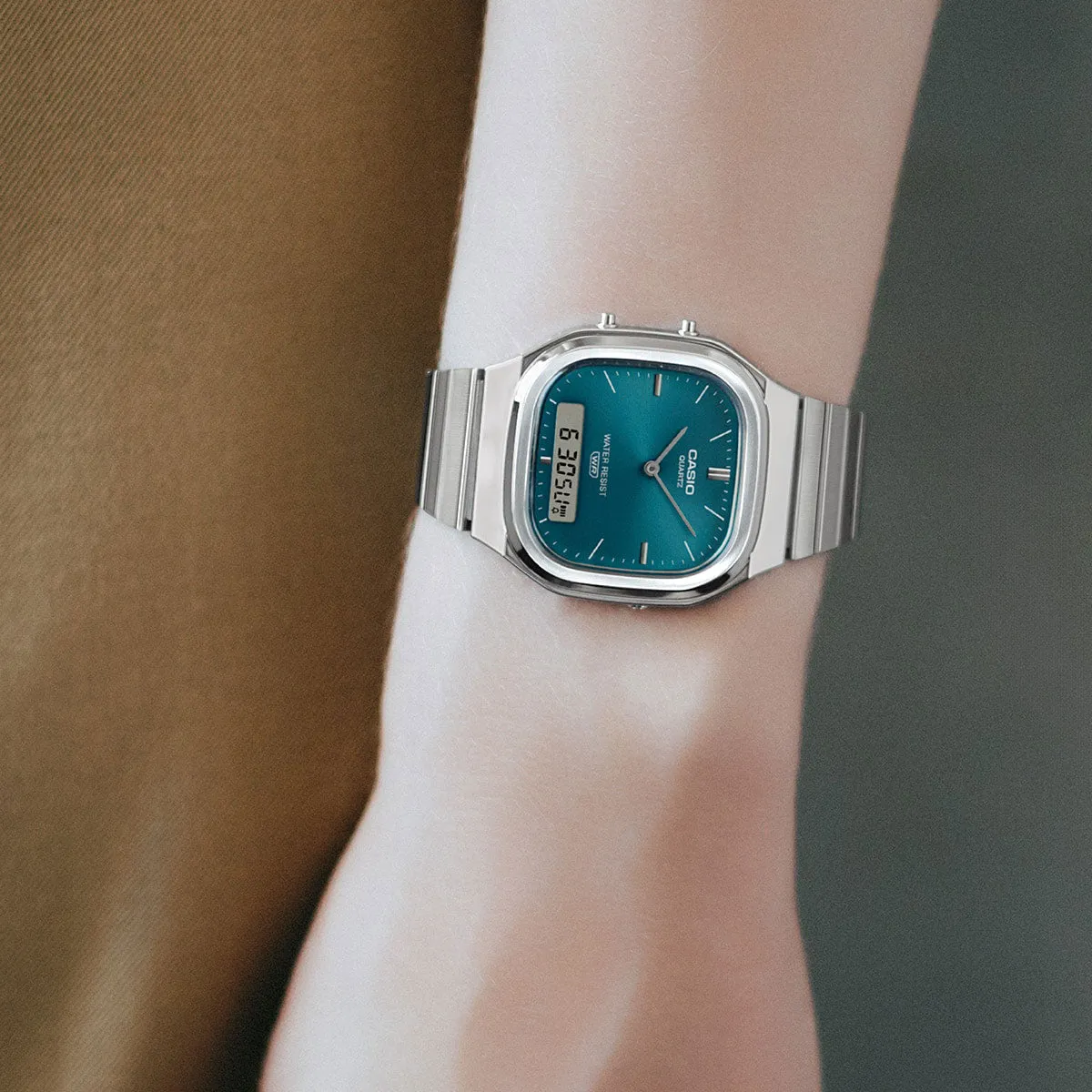 Casio AQ240E-3A Watch sold by CCS product image thumbnail 2