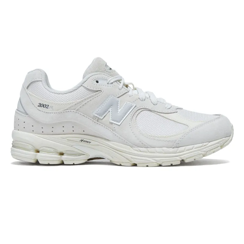New Balance 2002R Shoes - Sea Salt/Silver Metallic made by New Balance