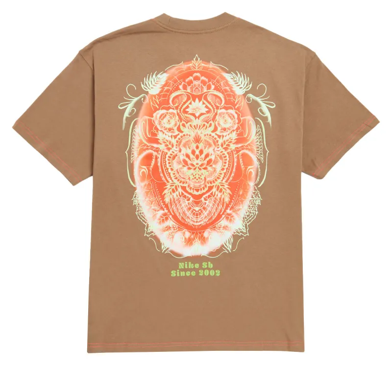 Nike SB LSE Rose T-Shirt - Dark Driftwood made by Nike