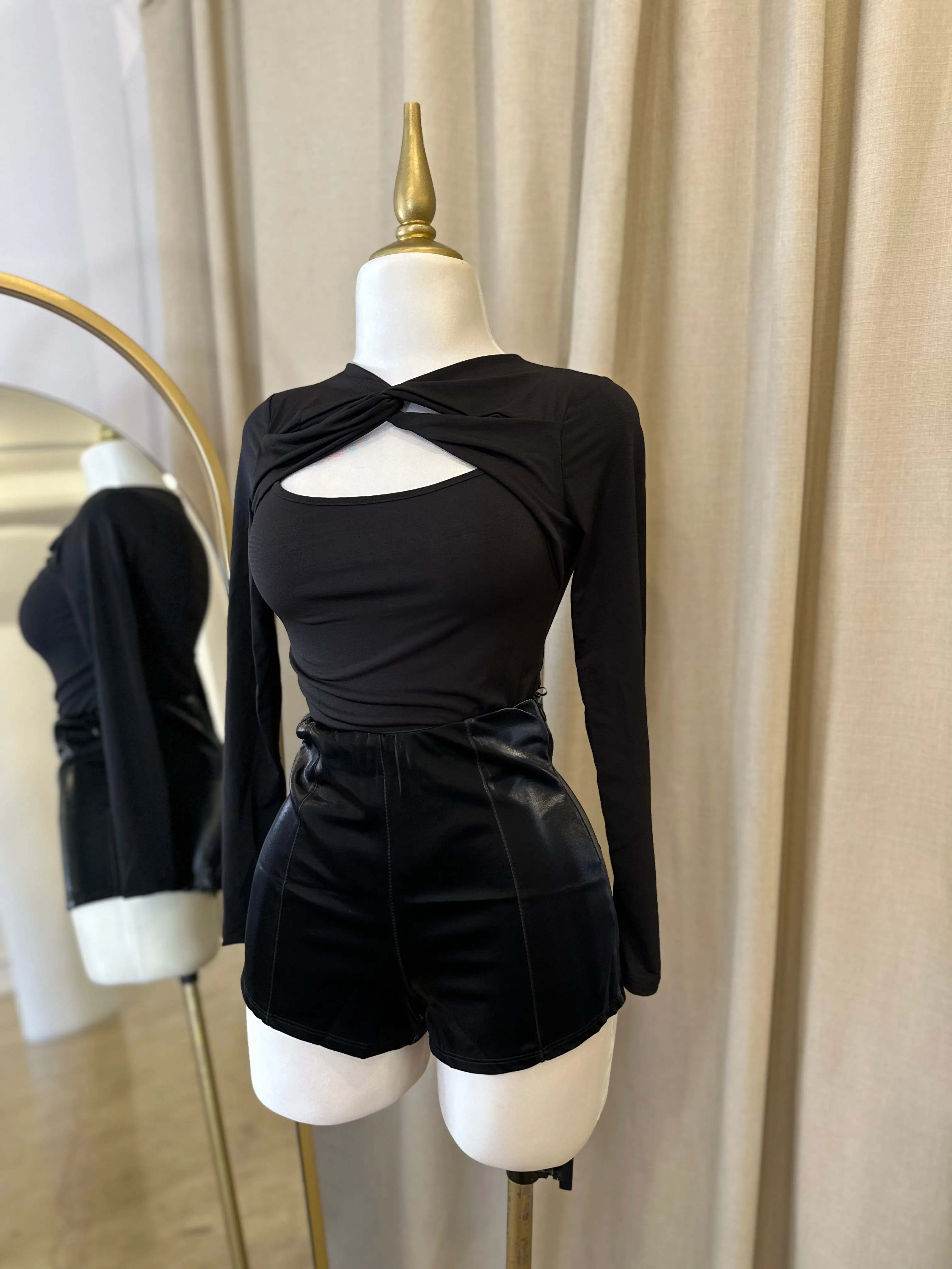 Anitta Bodysuit - Black sold by Valemi Boutique product image thumbnail 2