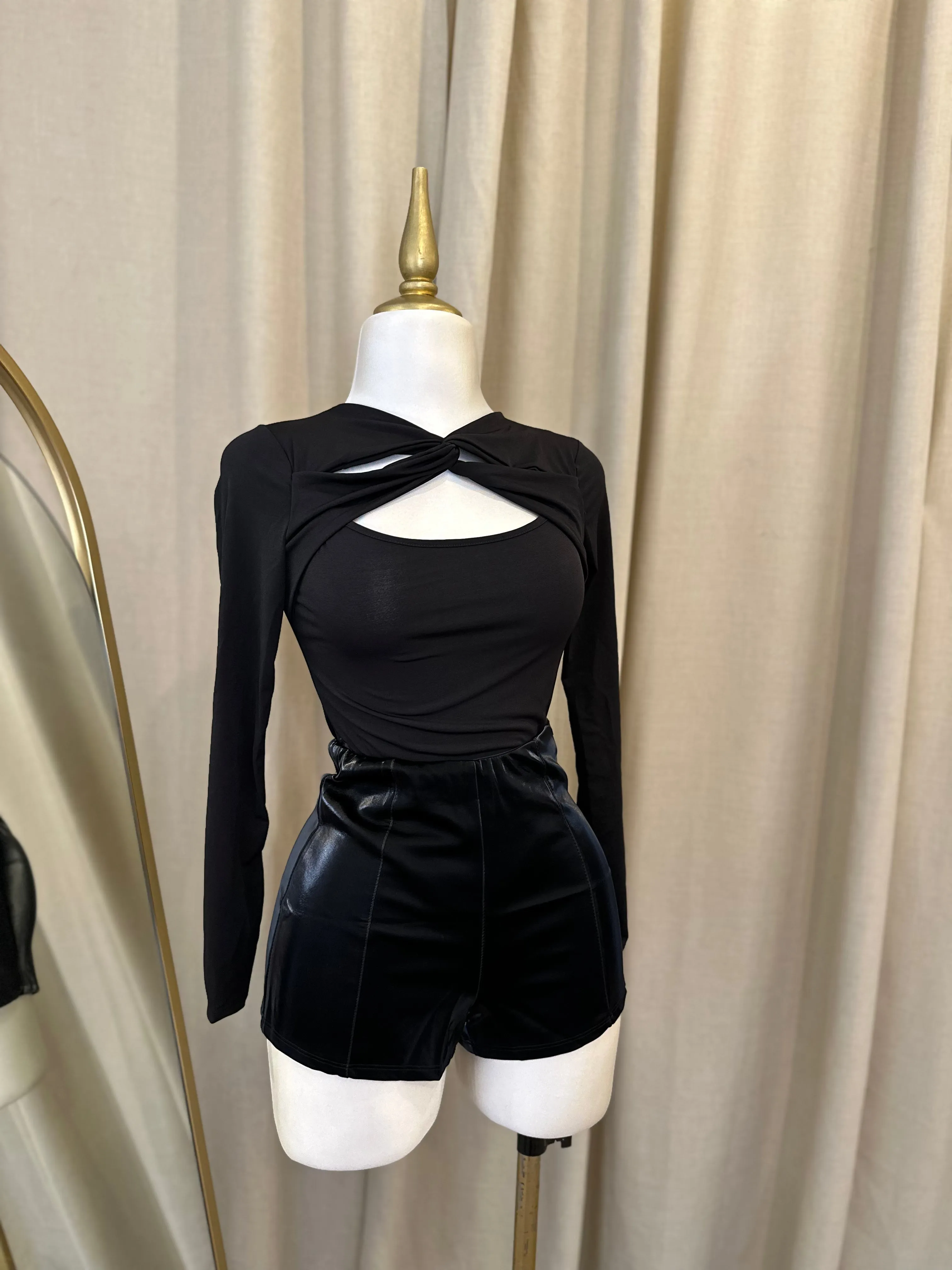 Anitta Bodysuit - Black sold by Valemi Boutique product image thumbnail 4