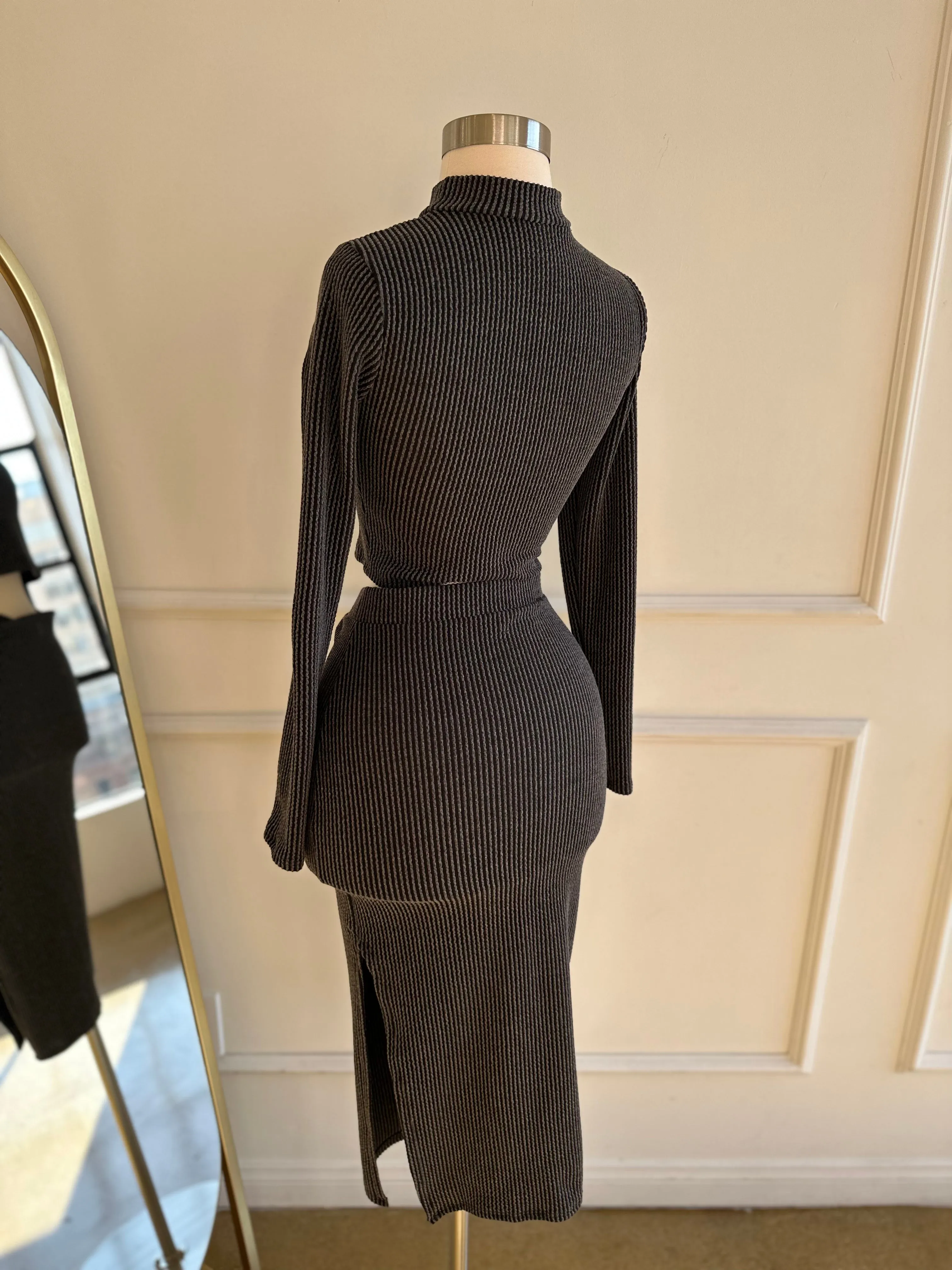 Bella Set - Charcoal sold by Valemi Boutique product image thumbnail 3