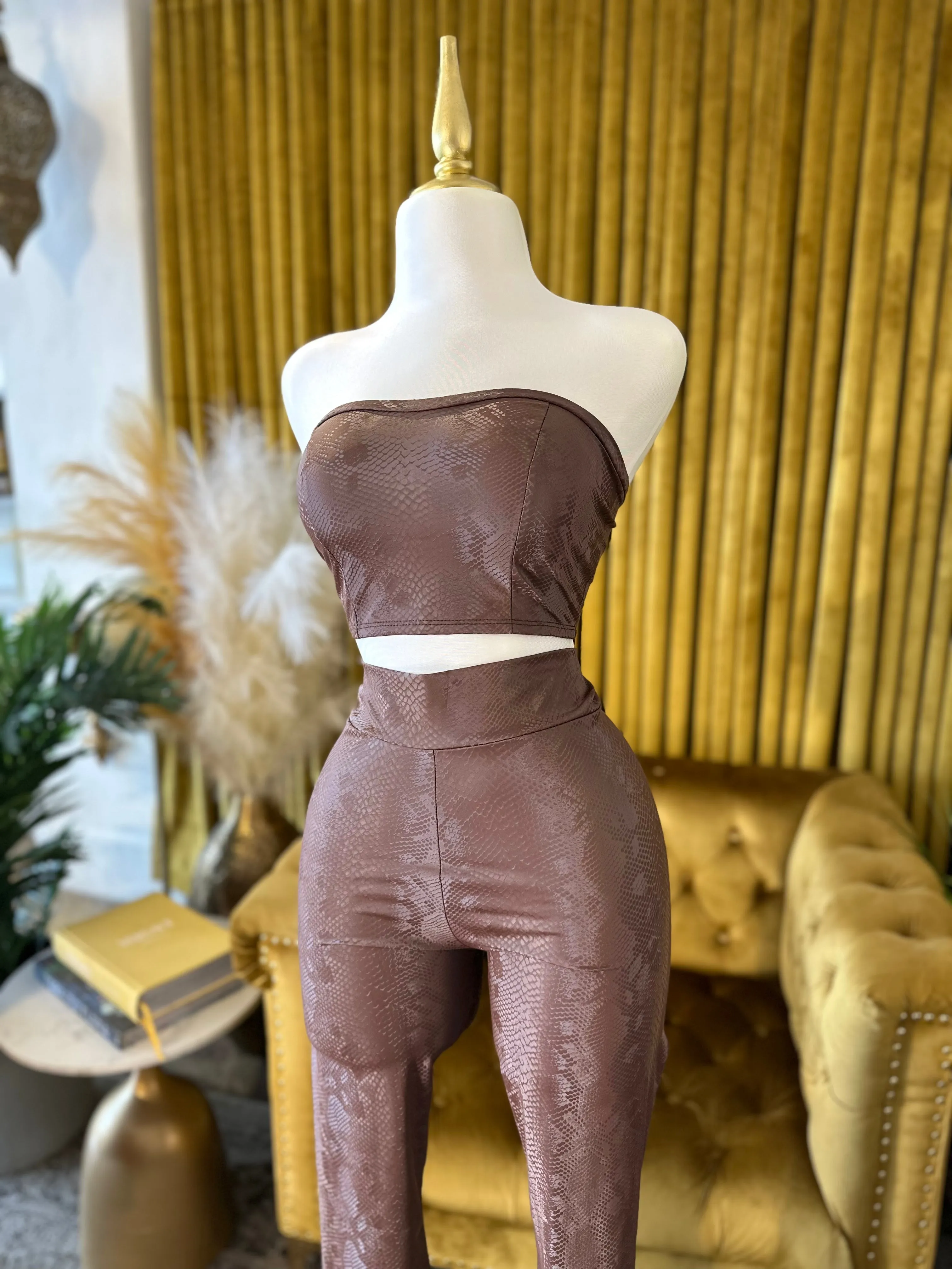 Venenosa Set sold by Valemi Boutique product image thumbnail 2