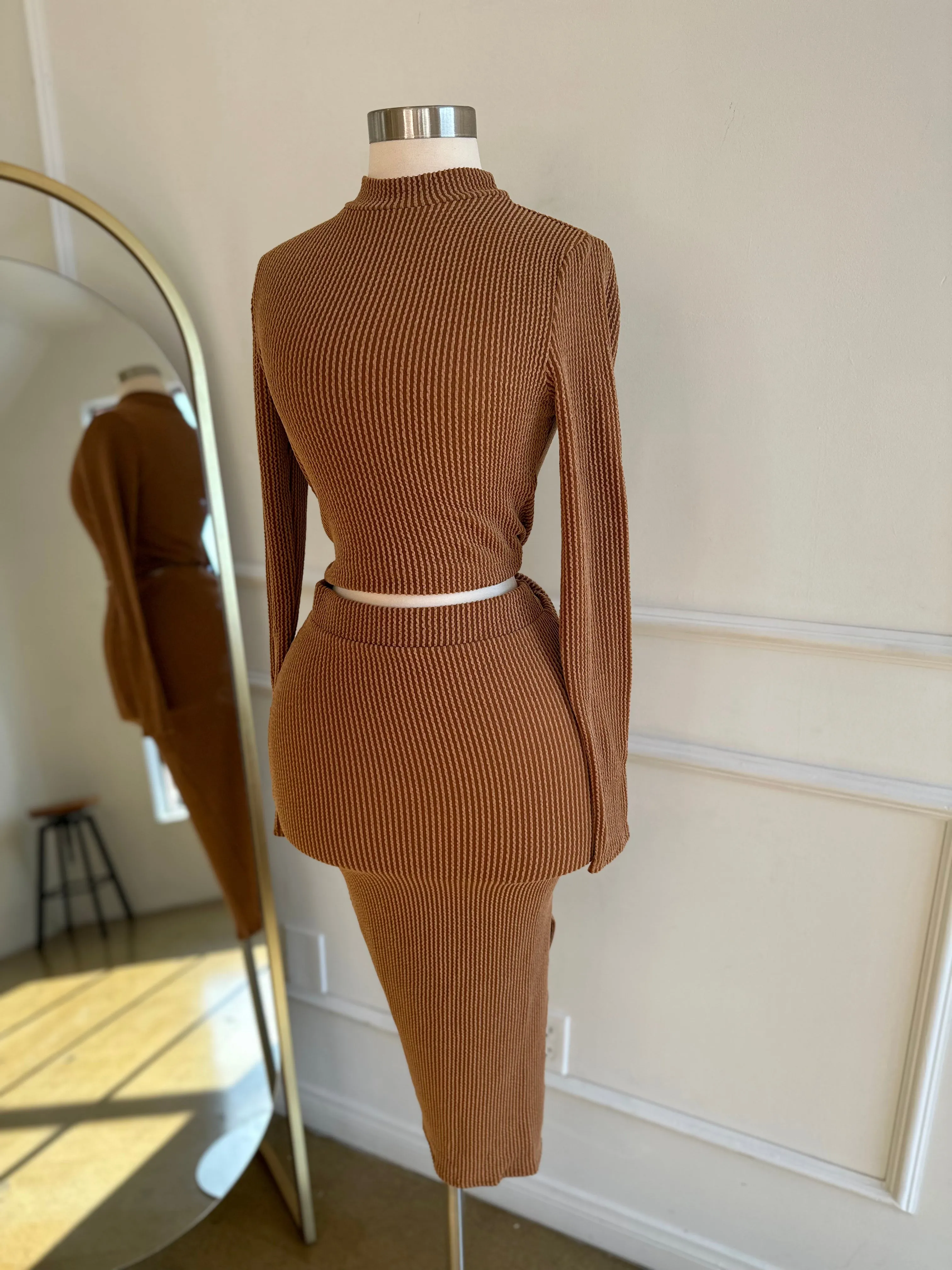 Bella Set - Antique sold by Valemi Boutique product image thumbnail 2