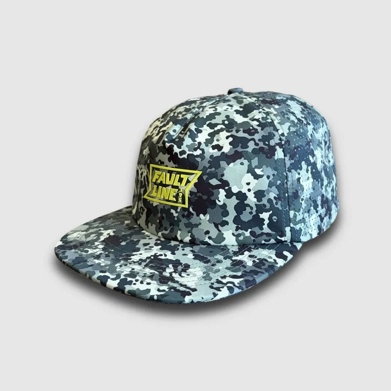 Summit Strapback Tech Hat - Multicam made by Faultline395