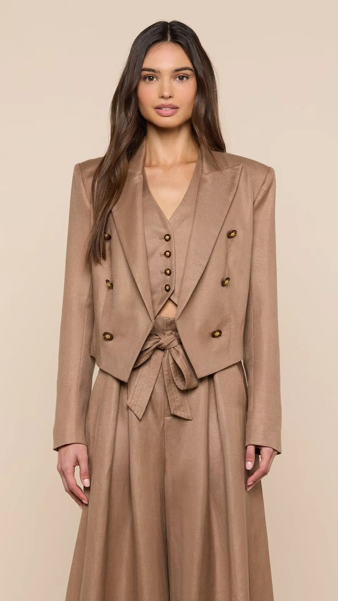 Lila Linen-Blend Blazer Barley sold by Isola Rancho Santa Fe product image thumbnail 2