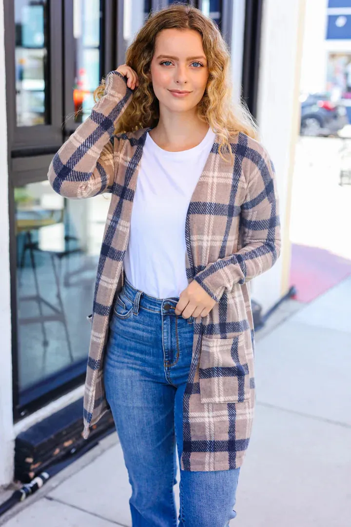 Casual Living Taupe & Charcoal Plaid Hacci Open Cardigan sold by Roxie’s Picks product image thumbnail 5