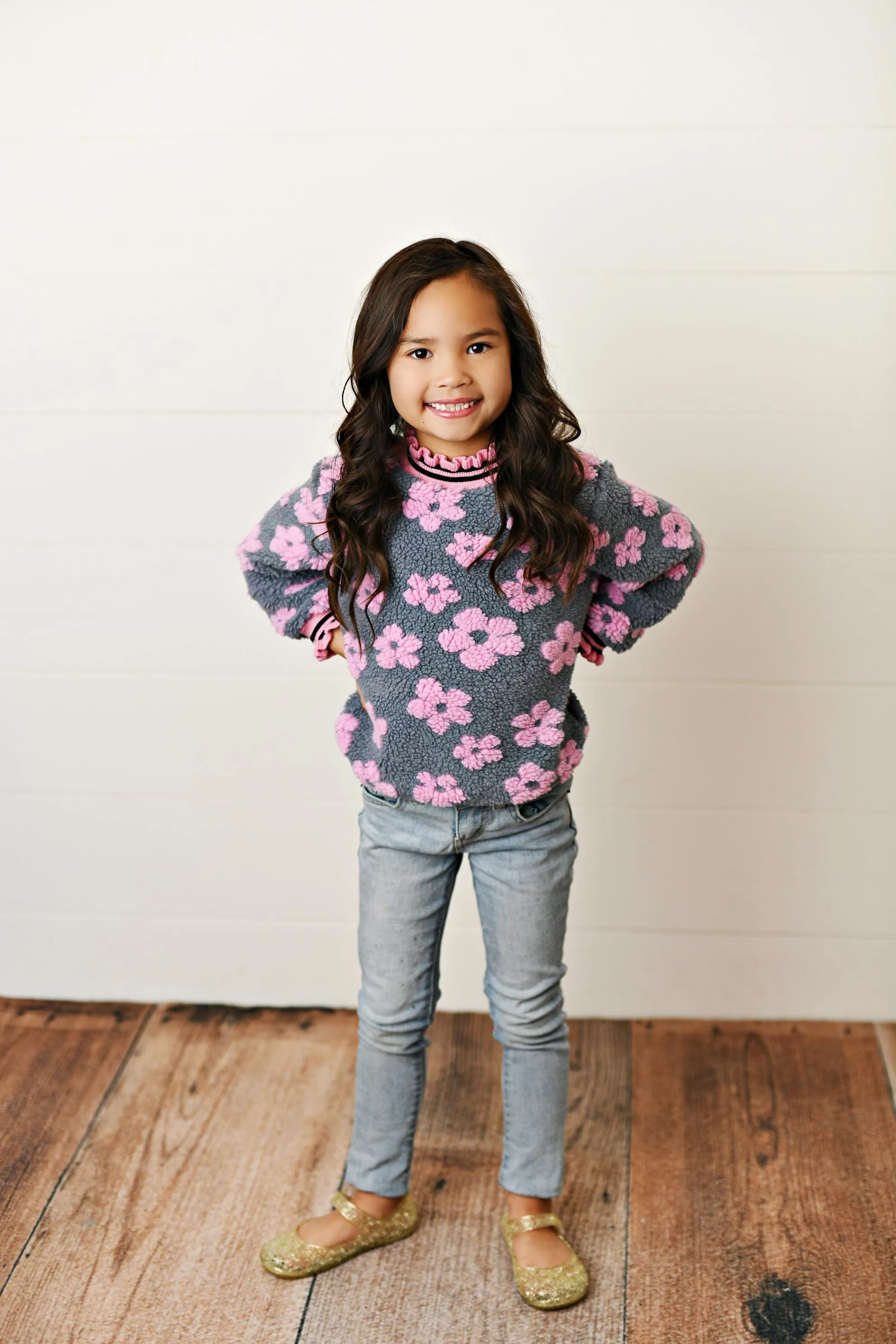 Pink Daisy Sweater sold by Roxie’s Picks product image thumbnail 3