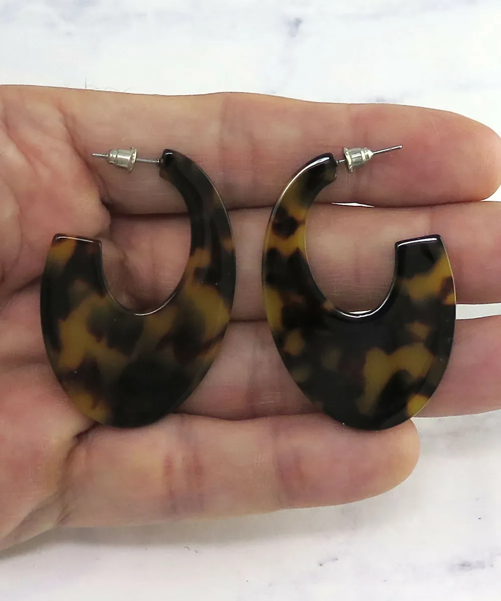Lucite Tortoise Shell J Hoop Earrings sold by Roxie’s Picks product image thumbnail 4
