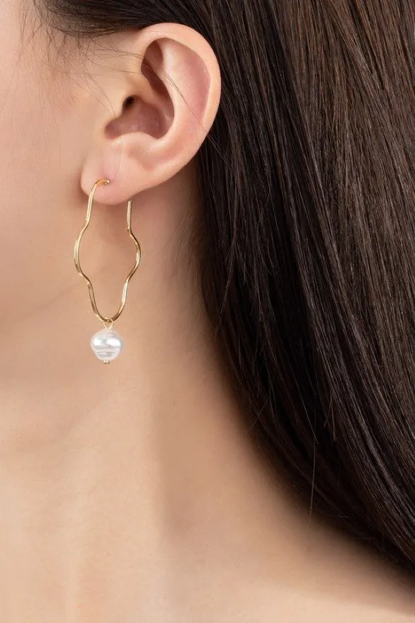 Organic Shape Hoop Earrings w/Pearl Drop sold by Roxie’s Picks product image thumbnail 2