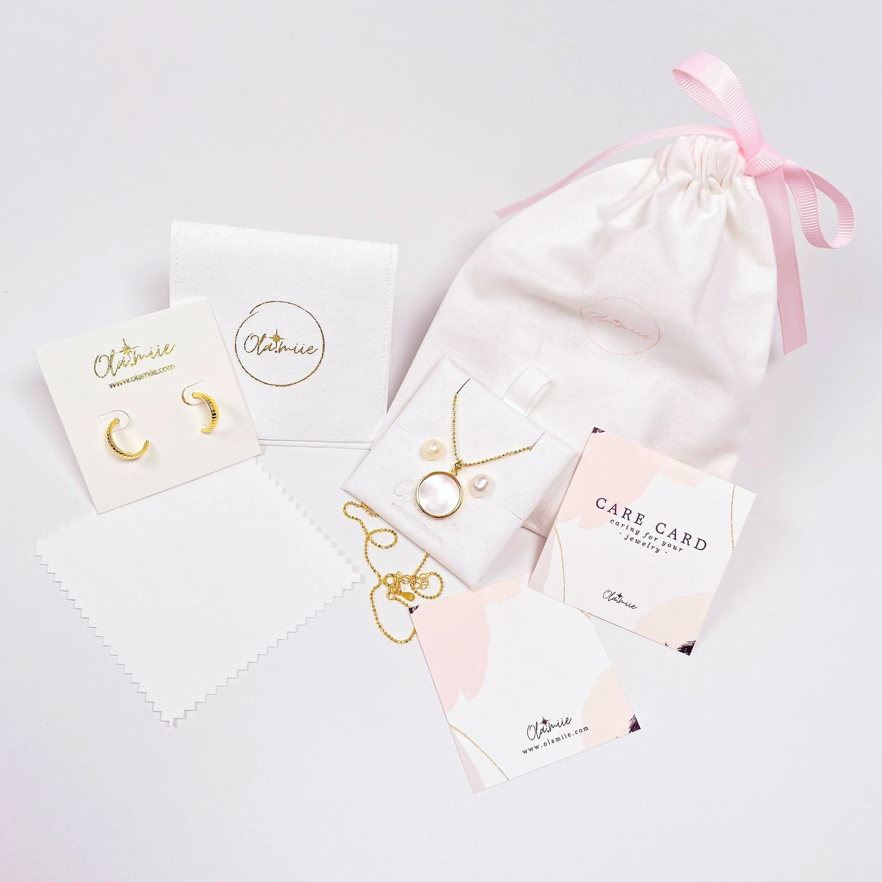 Zara Moon Pendant Necklace 18K Gold Vermeil sold by Roxie’s Picks product image thumbnail 4