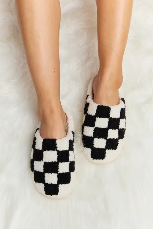 Melody Checkered Print Plush Slide Slippers sold by Roxie’s Picks