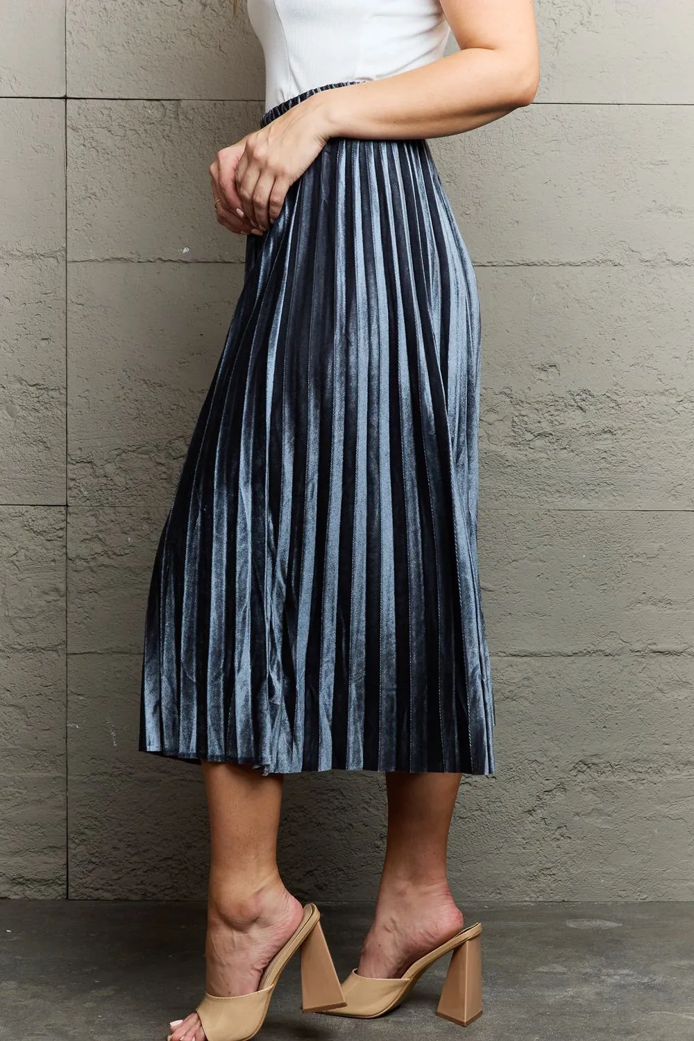 Cloudy Blue Accordion Pleated Flowy Midi Skirt sold by Roxie’s Picks product image thumbnail 4
