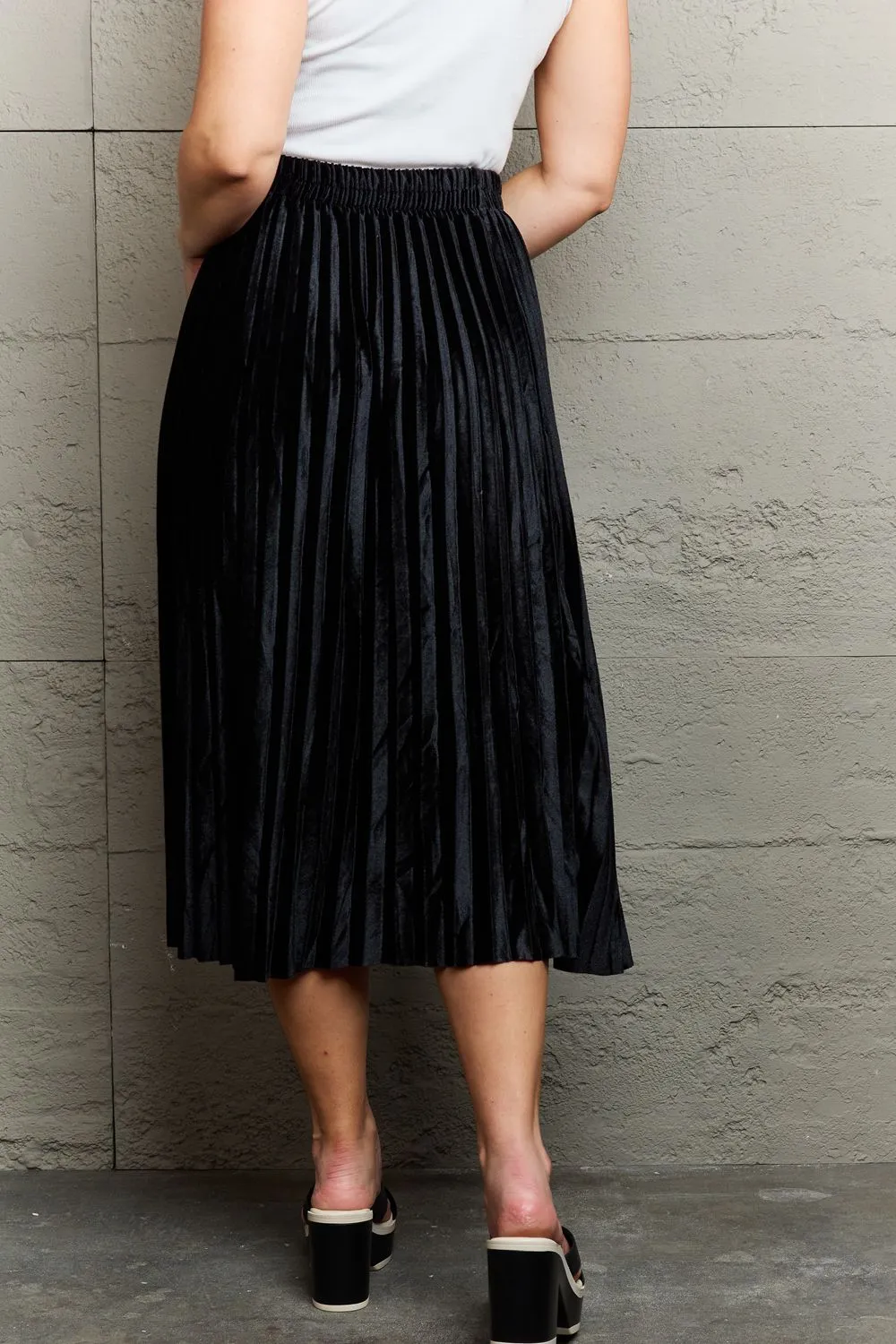 Black Accordion Pleated Flowy Midi Skirt sold by Roxie’s Picks product image thumbnail 2