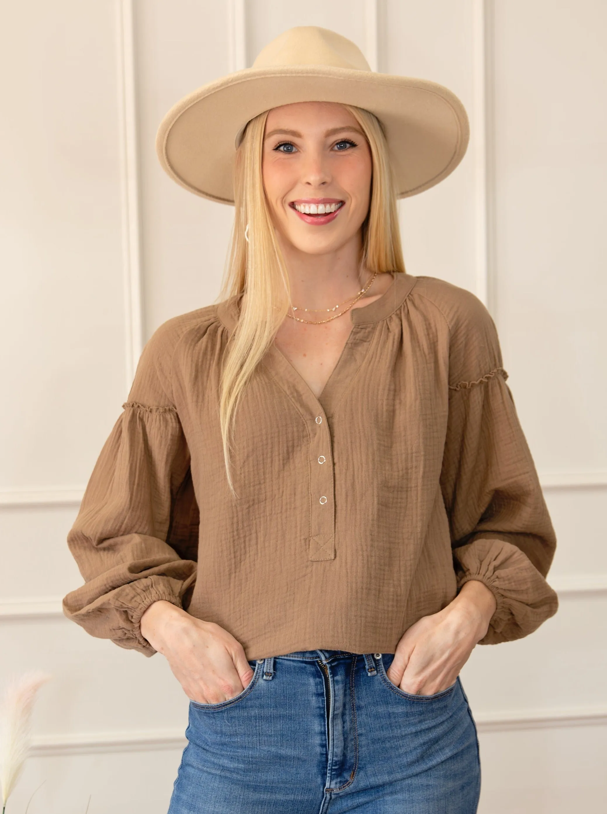 Balloon Sleeve Crinkled Top sold by Roxie’s Picks product image thumbnail 3