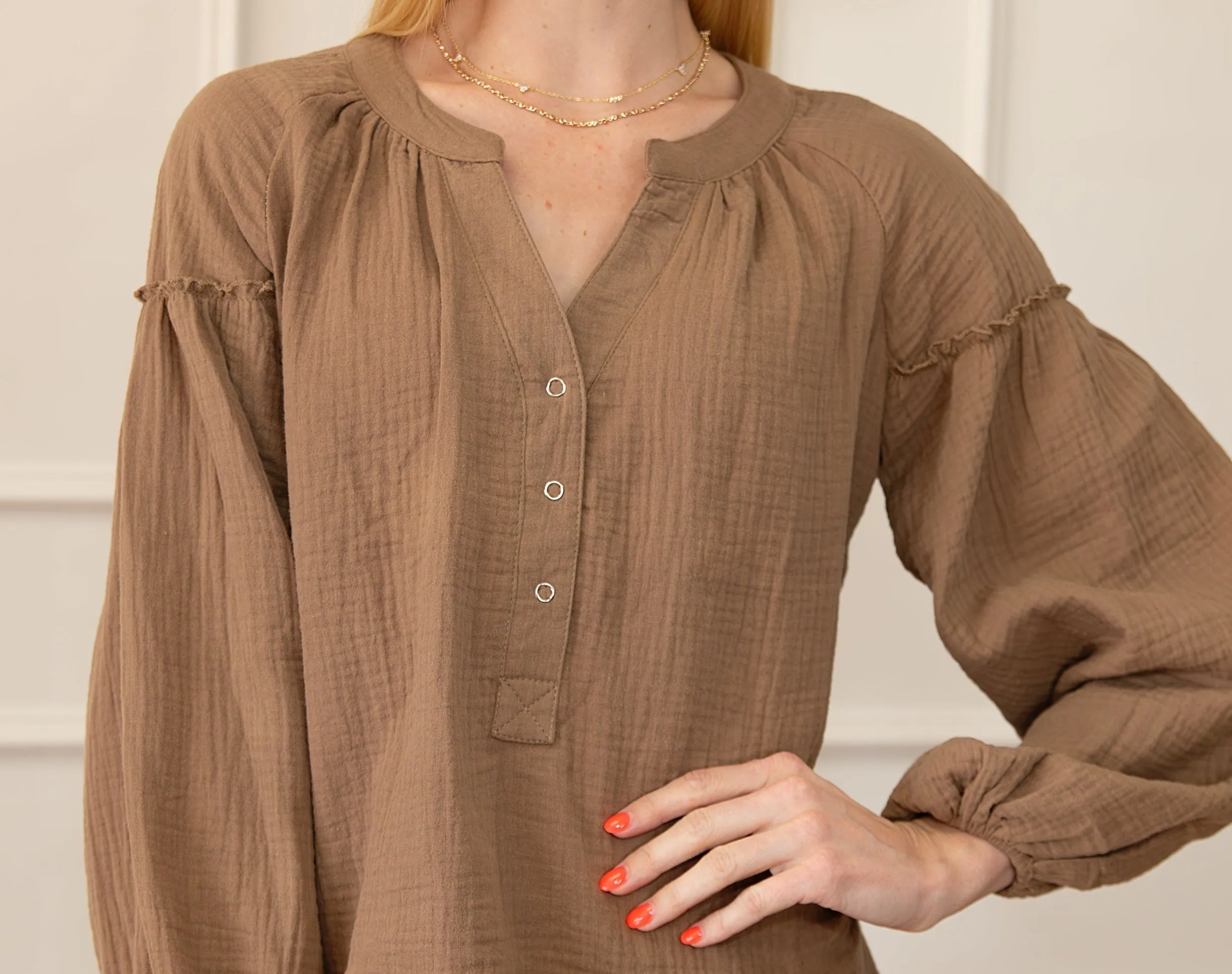 Balloon Sleeve Crinkled Top sold by Roxie’s Picks product image thumbnail 4