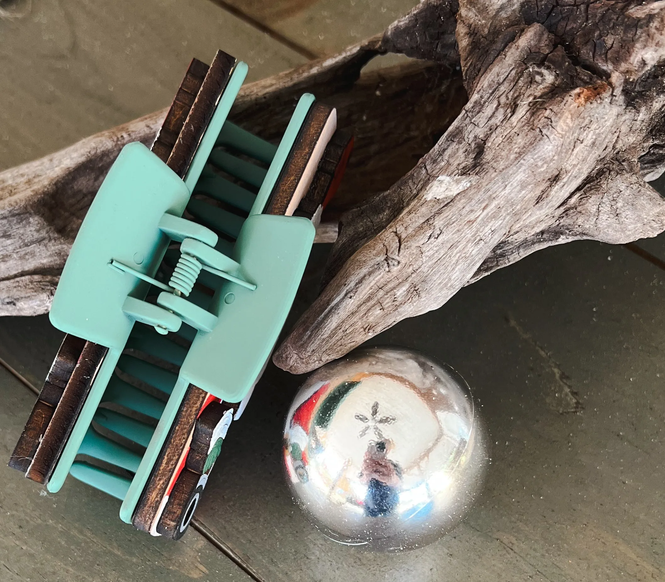 Santa Claus Christmas Hair Claw Clip – Hand-Painted Wooden Design (4 Inches) sold by Roxie’s Picks product image thumbnail 4