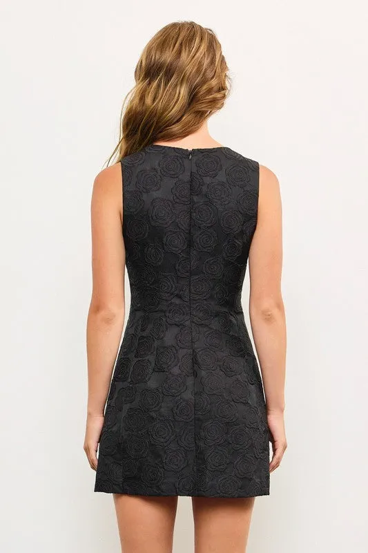 FRONT BOW DETAIL JACQUARD FLORAL SLEEVELESS DRESS sold by Roxie’s Picks product image thumbnail 4