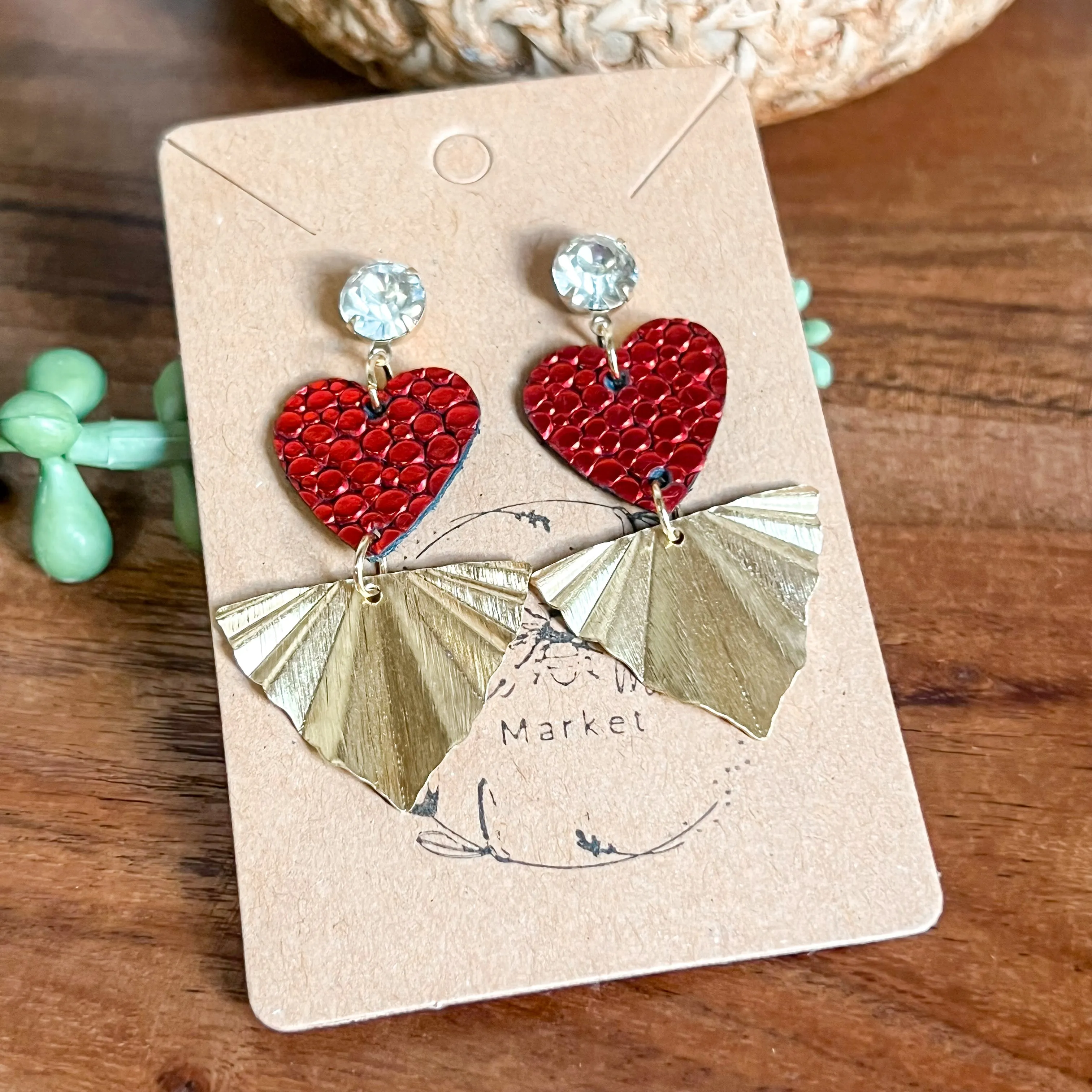 Follow Your Heart Arrow Earrings sold by Roxie’s Picks product image thumbnail 3