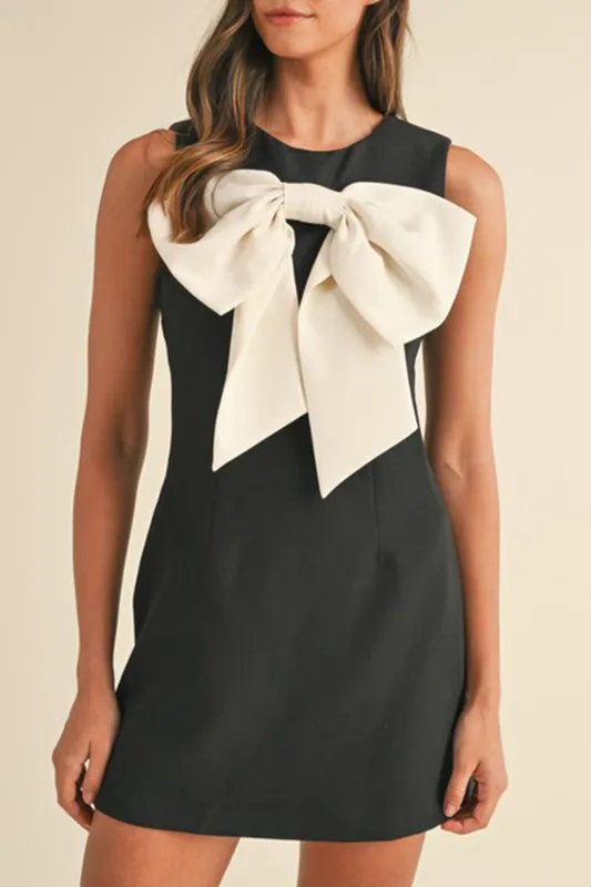 Black Contrast Bowknot Applique Crew Neck Sleeveless Mini Dress sold by Roxie’s Picks