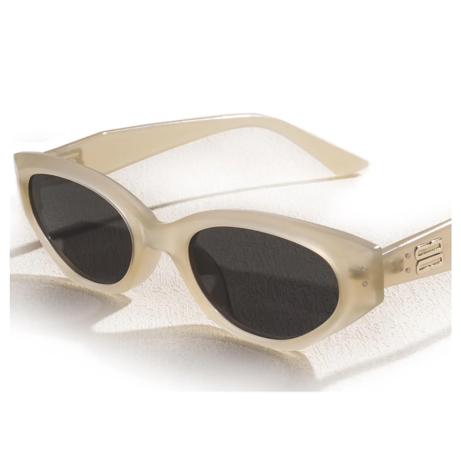 FURTALK Oval Sunglasses for Women Men Cat Eye 90s Vintage Trendy Sunnies Polarized UV Protection Sun Glasses FT8207 sold by Roxie’s Picks product image thumbnail 3