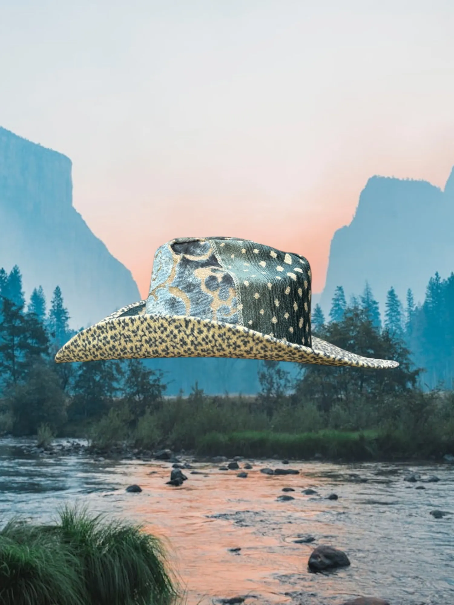 Sapphire Safari sold by Zandria product image thumbnail 3