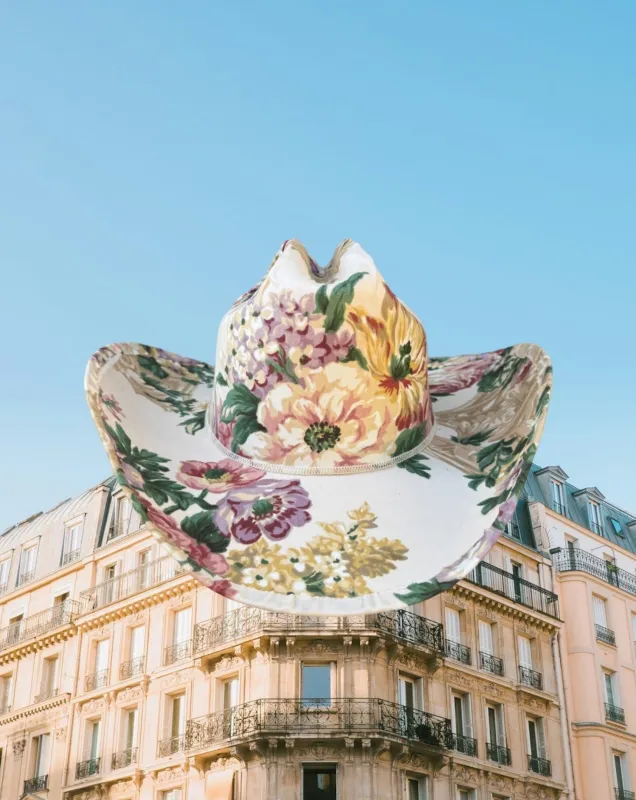 Tuileries Blanc sold by Zandria