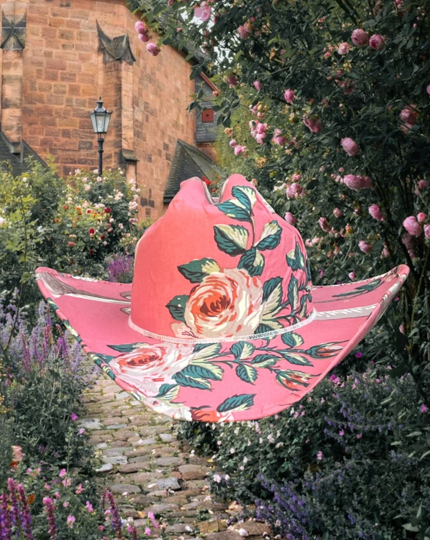 Kensington sold by Zandria