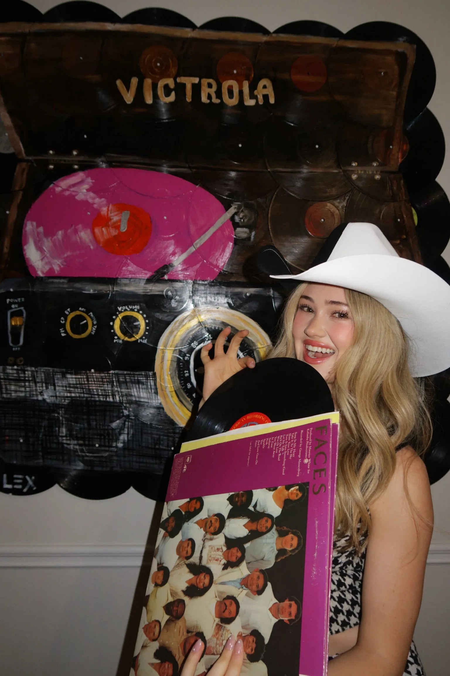 Split sold by Zandria product image thumbnail 4