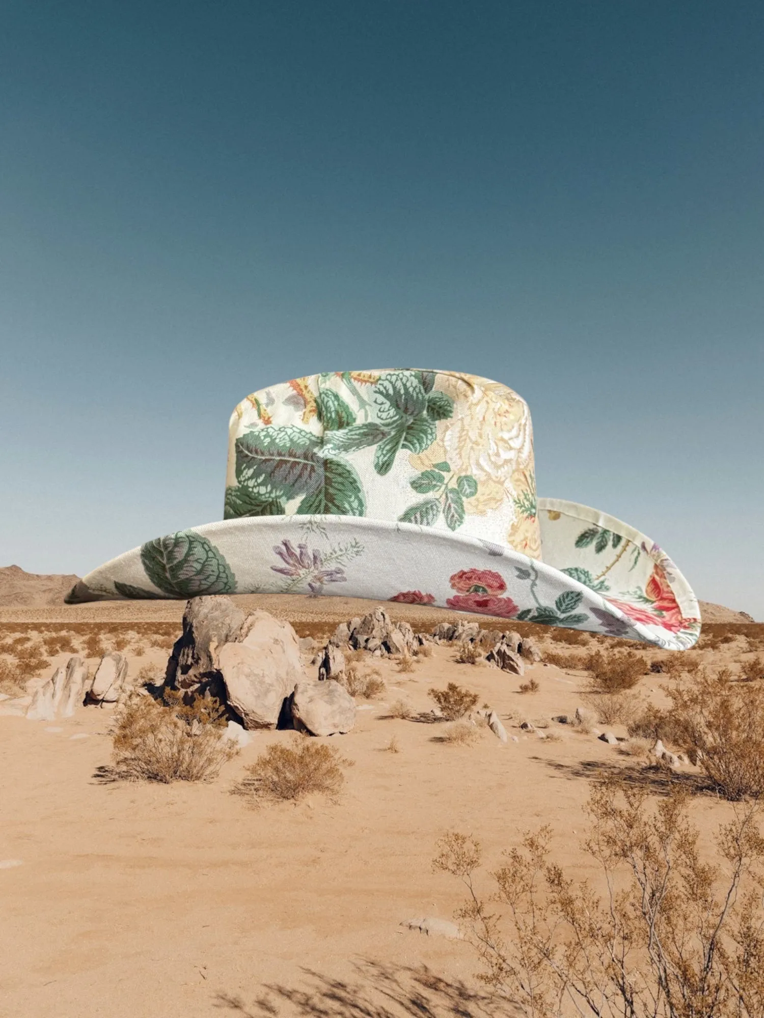 Mesa Muse sold by Zandria product image thumbnail 4