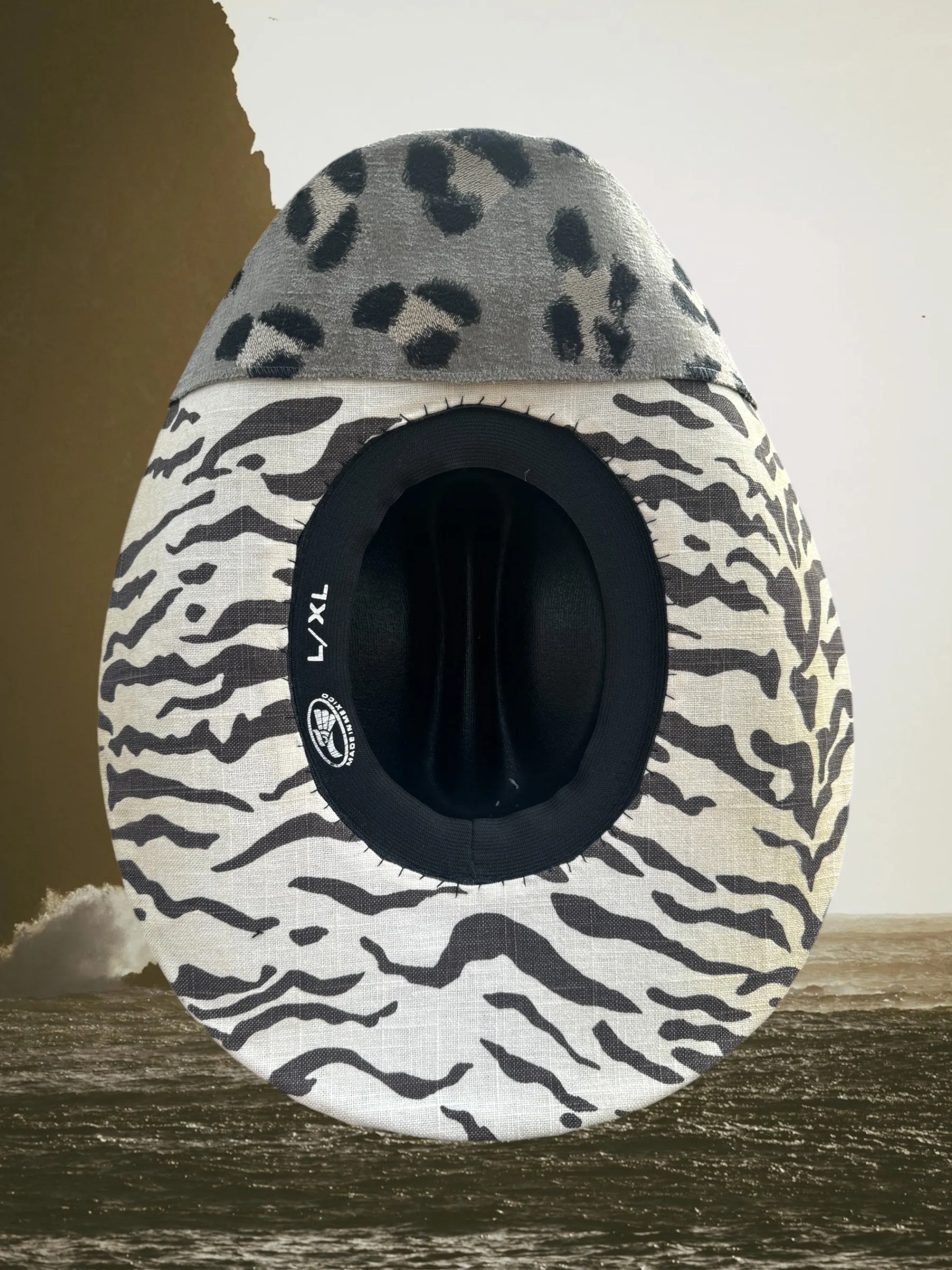 Monochrome Mirage sold by Zandria product image thumbnail 5