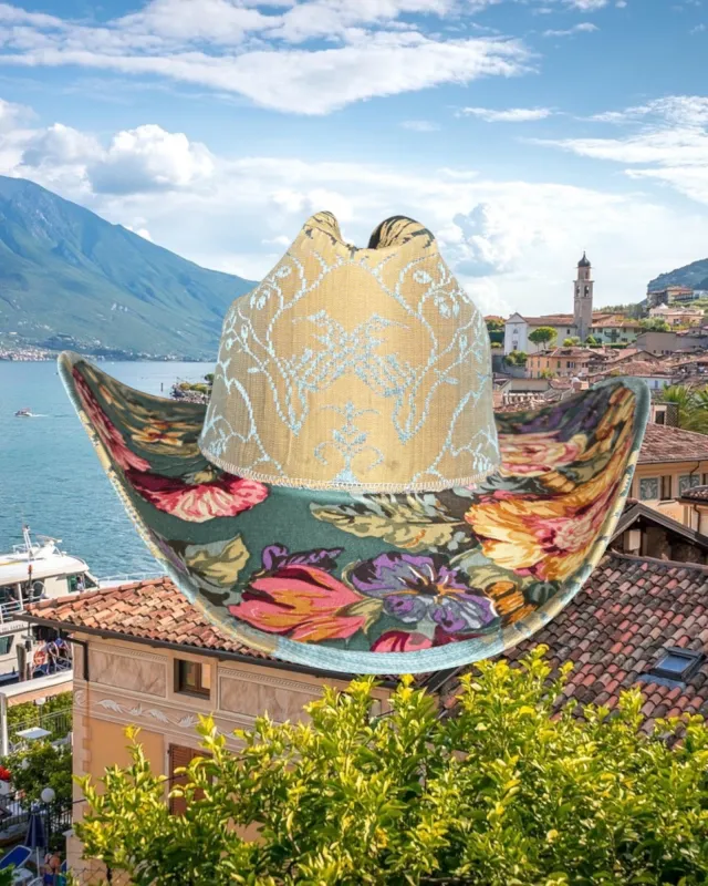 Zagara Coast sold by Zandria