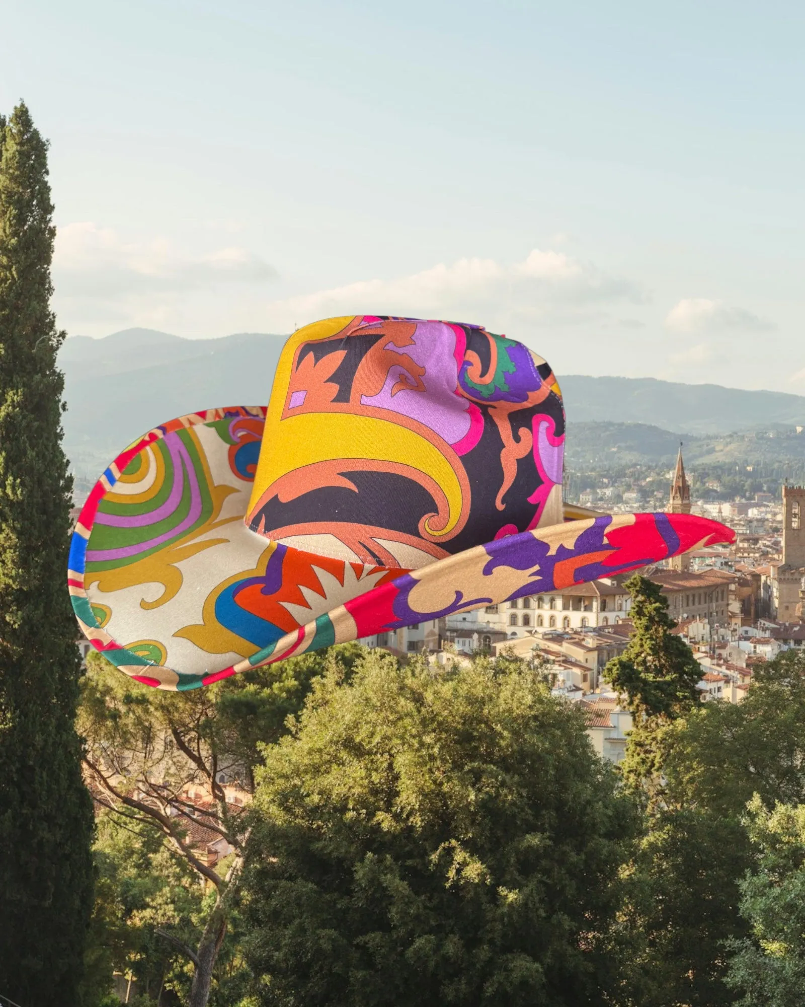 Villa Chromatica sold by Zandria product image thumbnail 2