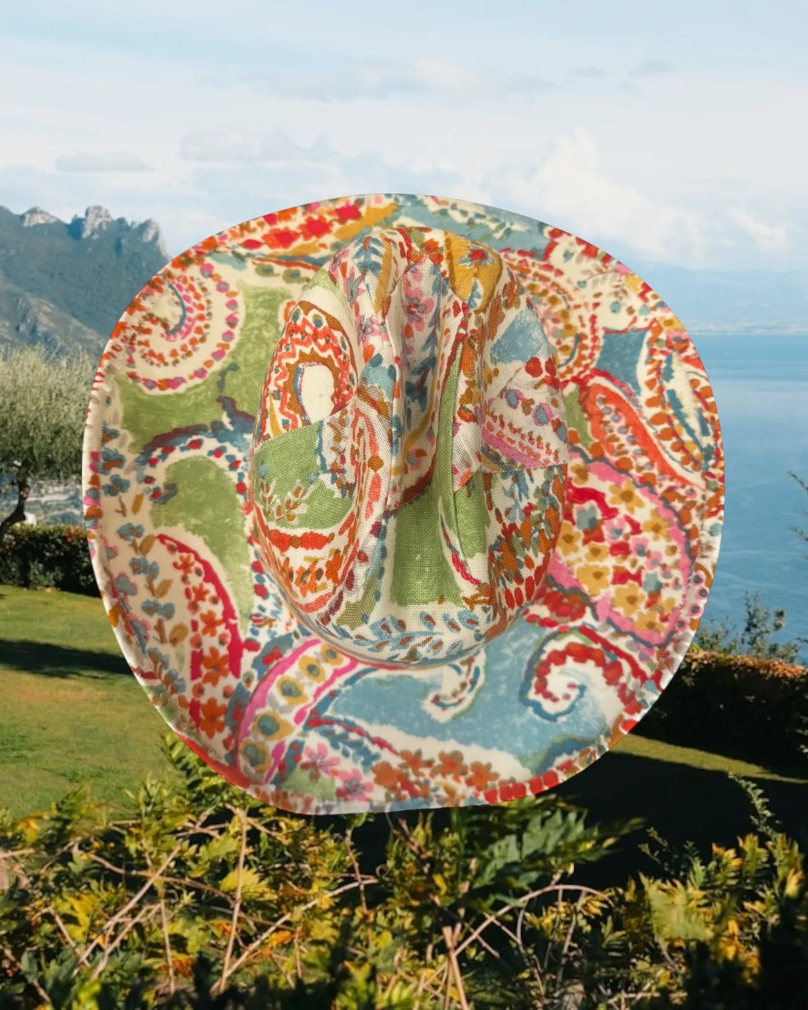 Coastal Paisley sold by Zandria product image thumbnail 5